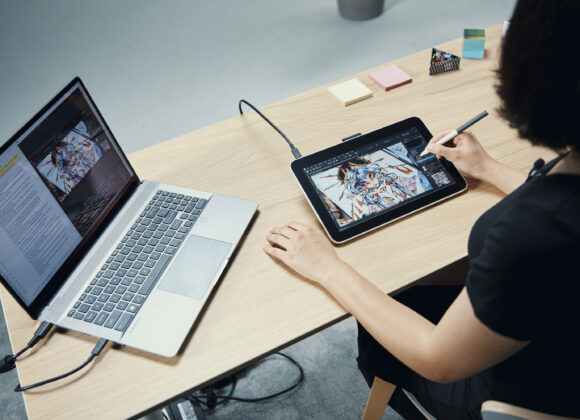 Wacom One display plugged in