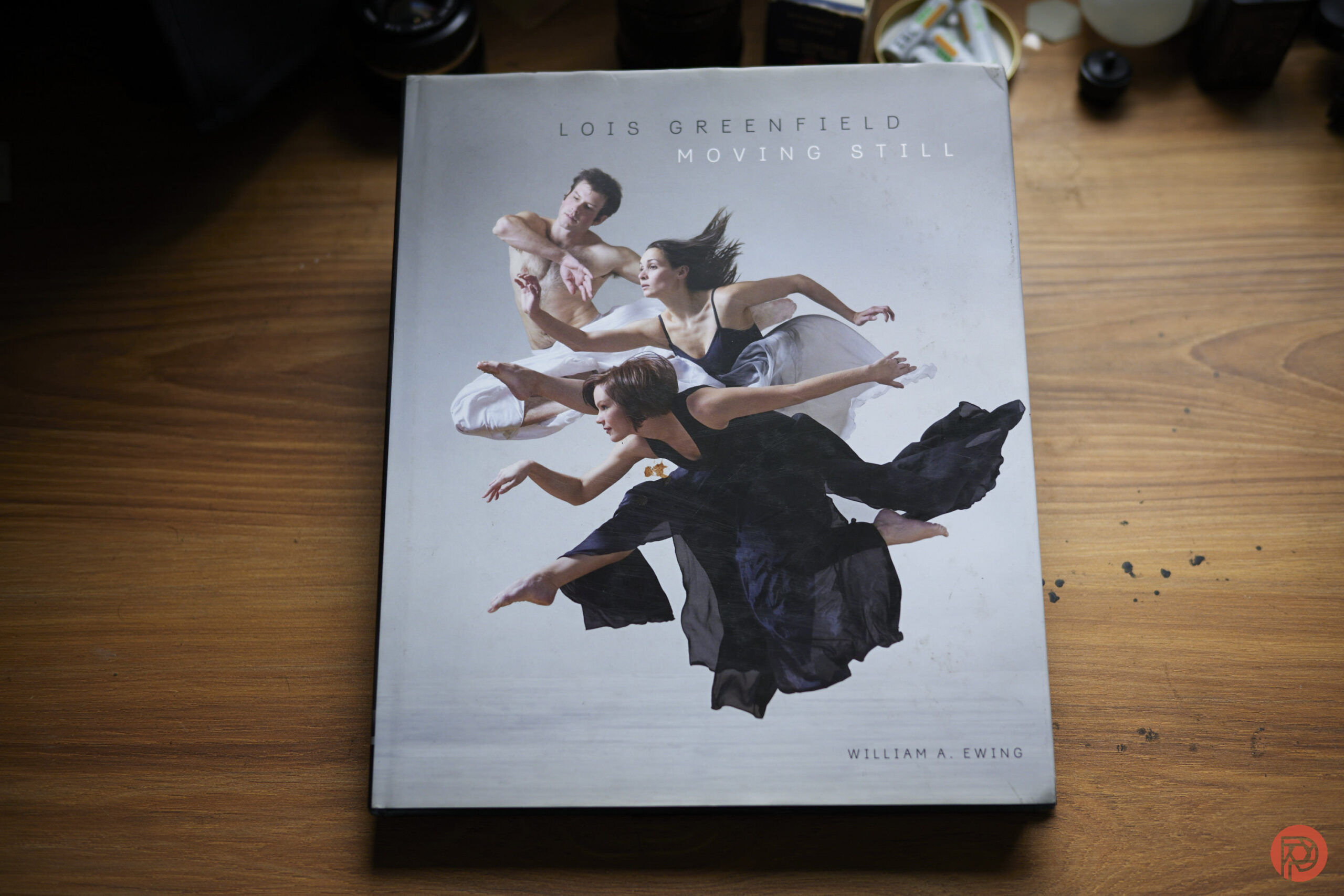 Chris Gampat The Phoblographer Lois Greenfield Moving Still book review product 2.81-250s400