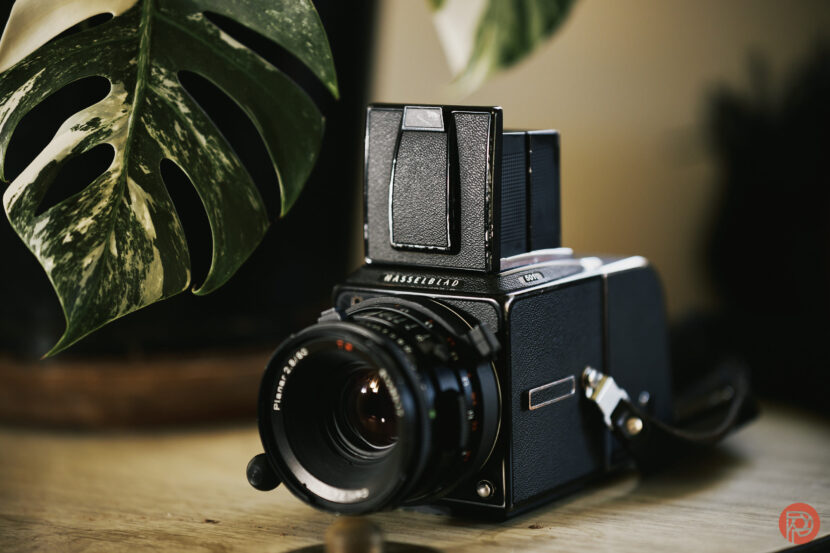 Chris Gampat The Phoblographer Hasselblad 500C with the CFV 100C review product images 21-200s400