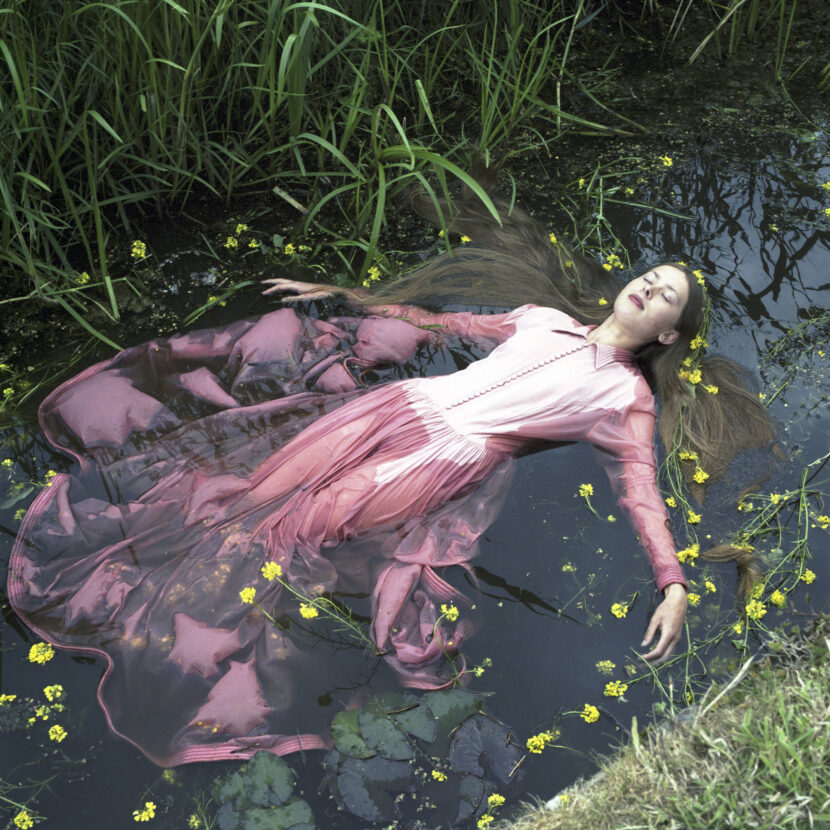 Hellen van Meene Untitled #544, 2022