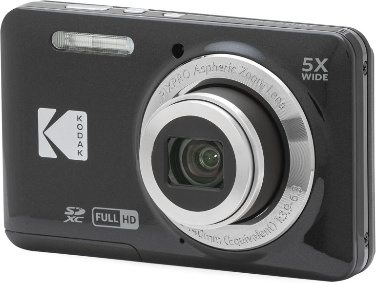 A black Kodak digital camera with a 5X zoom lens and flash, labeled Full HD and SDXC compatible.